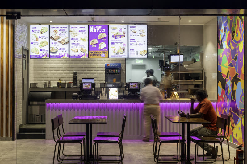 Taco Bell, Skywalk Mall, trading